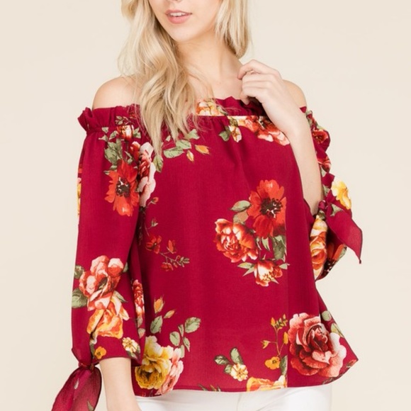 FLOWER PRINT OFF SHOULDER TOP - Picture 3 of 8